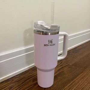 Stanley 40oz H2.0 Wisteria- LIMITED EDITION!!💜